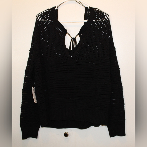 Fashion To Figure NWT 3x Black Bianca Pointelle Knit Cropped Sweater - Picture 8 of 10